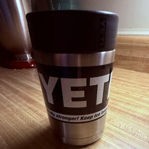 YETI Black and Silver Travel c Drink Holder